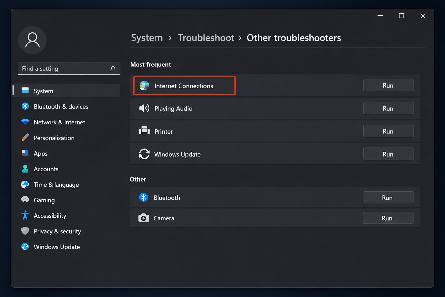 Paramètres de Windows 11 affichant la page Autres dépanneurs avec les connexions Internet répertoriées